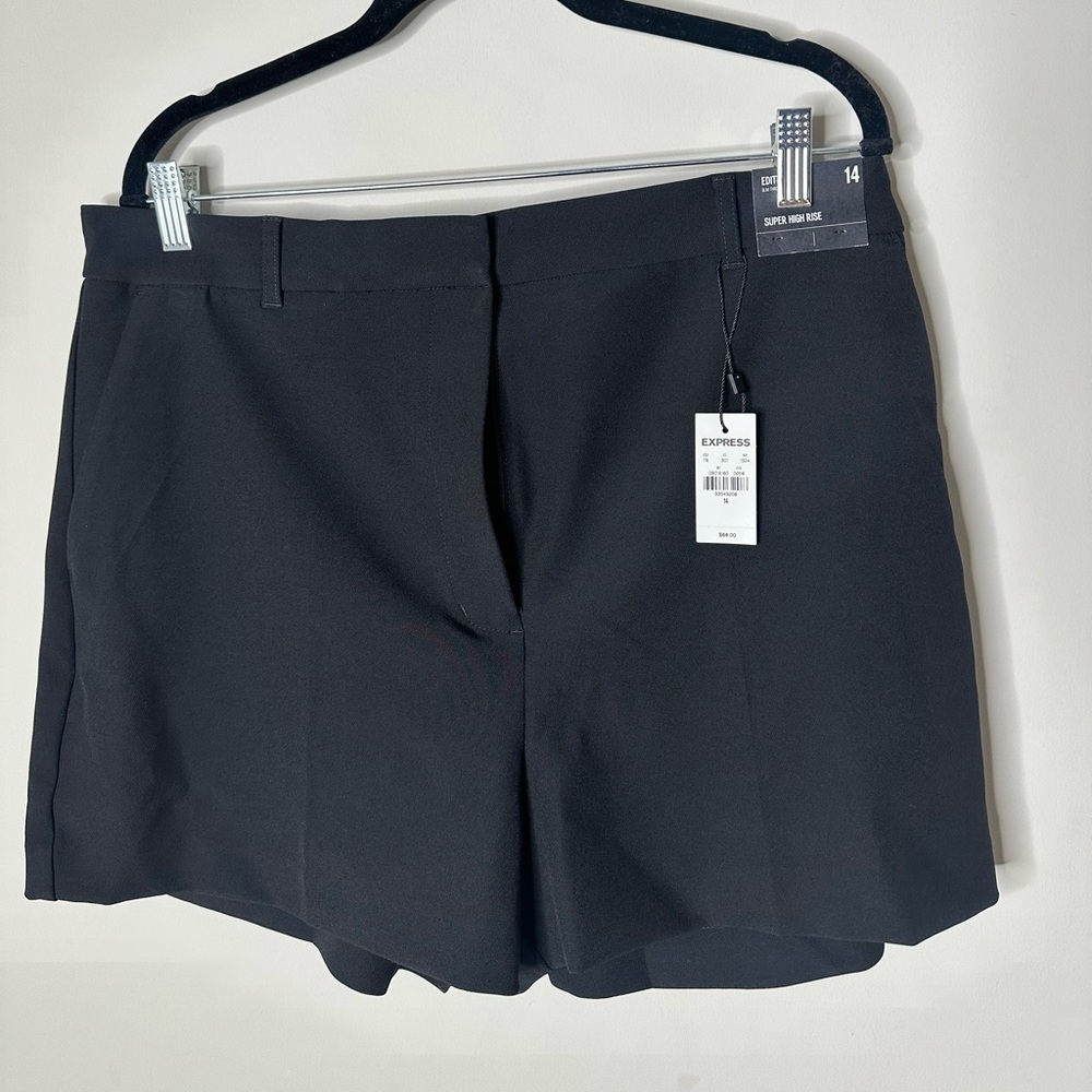 Express Dress Shorts - black/ size 14- NEW